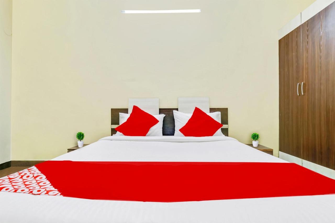 Oyo J P Palace Hotell Dod Ballāpur Eksteriør bilde