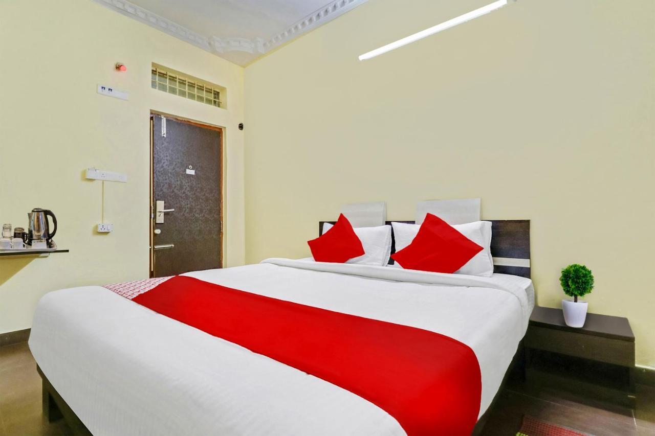 Oyo J P Palace Hotell Dod Ballāpur Eksteriør bilde