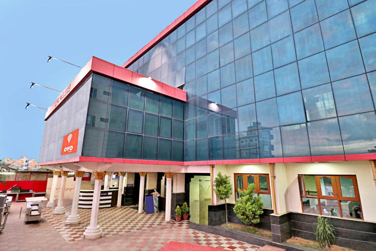 Oyo J P Palace Hotell Dod Ballāpur Eksteriør bilde