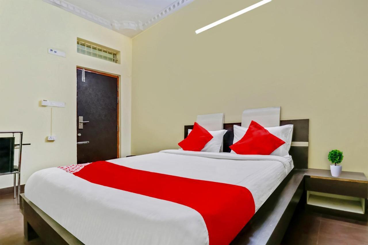 Oyo J P Palace Hotell Dod Ballāpur Eksteriør bilde